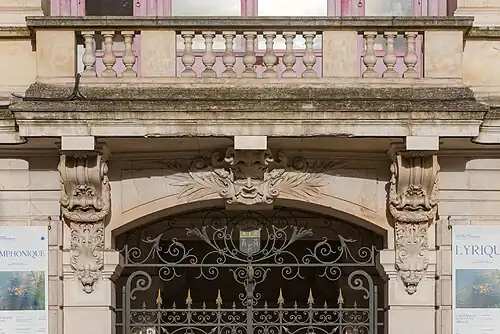 Détail de la façade principale.