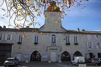 L'hôtel de ville.