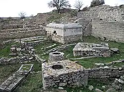 Autel sacrificiel du temple de l'acropole de Troie.