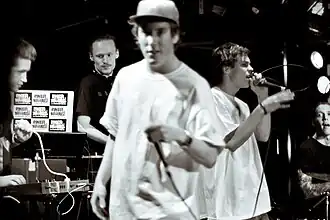 Description de cette image, également commentée ci-après