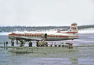 Un Douglas DC-6B de :Transair Sweden (en), similaire à celui de l'accident en 1965.