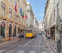 Ruelle du centre-ville lisboète.