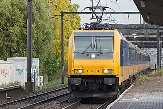 Traxx 186 Ns Voitures NS Bruxelles-Amsterdam.