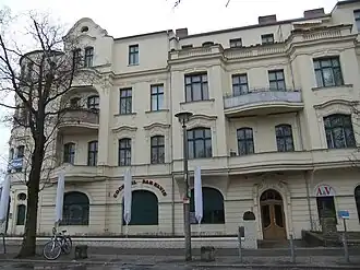 Description de cette image, également commentée ci-après