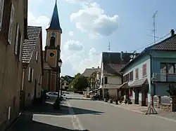 La rue Principale à Triembach-au-Val.