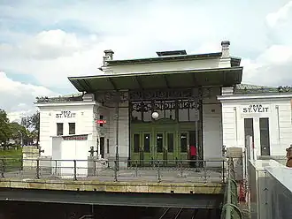 Le pavillon de style Art nouveau.