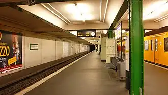 La station Französische Straße, ouverte en 1923 et fermée en 2020.