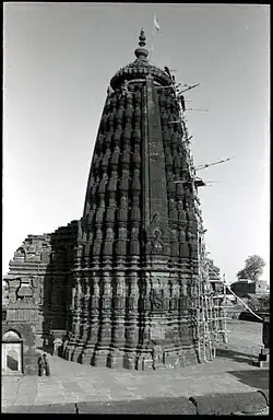Le Udayeshvara, Udaipur, Madhya Pradesh. Paramara, 3e quart XIe&nbsp;siècle. Grès rouge