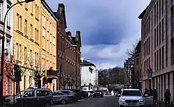 Intersection avec la rue Jakuba à l’est