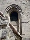Fenêtre de la 2e&nbsp;moitié du XIIe de la nef.