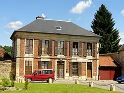 L'ancienne poste, place de l'église.