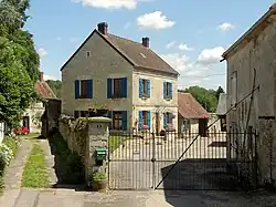 Ferme, place de l'Église