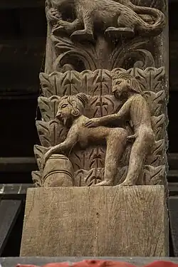 Dans un temple au Népal.