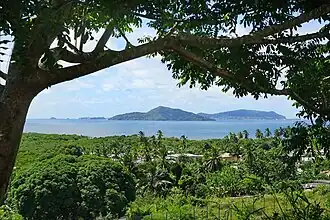 Le lagon vu du centre universitaire à Dembeni.