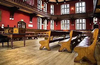 La chambre de débat de l'Oxford Union Society en 2011.