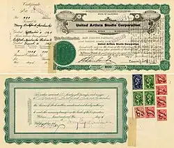 Action de la United Artists Studio Corporation de 999 parts de 100 $ chacune, émise le 4 septembre 1929 au nom de Mary Pickford Faribanks et signée par elle au verso de l'original (photo du bas)