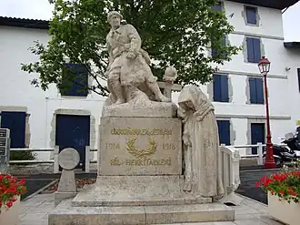 Monument aux morts.