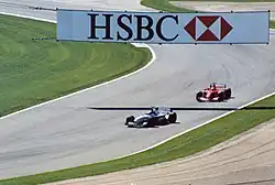 Schumacher derrière Montoya lors du Grand Prix des États-Unis 2001 disputé à Indianapolis