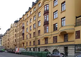 La façade nord vers Väpnargatan.