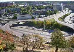 Carrefour d'Henriksdal.