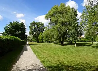 Vue du parc du sud-est au nord-ouest.