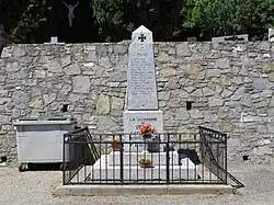 Monument aux morts.