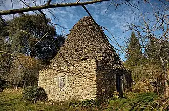Cabane au lieudit les Mazers Hauts à Vitrac (Dordogne).