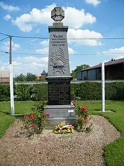 Monument aux morts.