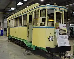 La motrice no&nbsp;13 de l'ancien réseau.