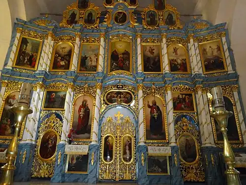 L'iconostase de l'église du Linceul-de-la-Mère-de-Dieu de Valjevo.