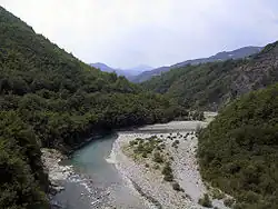 Vue du val Trebbia au sud de Bobbio.