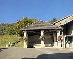 Lavoir au Chemin de la fontaine.