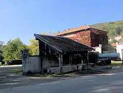 Lavoir au Rue de la Tournelle.