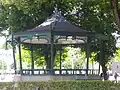Le kiosque à musique.