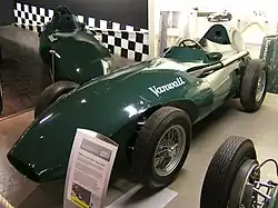 Une Vanwall VW5.