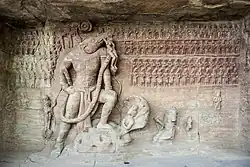 Vishnu sous la forme de Varaha, grottes d'Udayagiri, Ve siècle