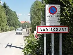 Entrée du village