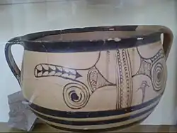 Vase mycénien provenant de l'acropole de Koukounariés (XIIe&nbsp;siècle&nbsp;av. J.-C.)