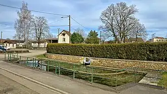 Abreuvoir-pédiluve de Vauchamps.