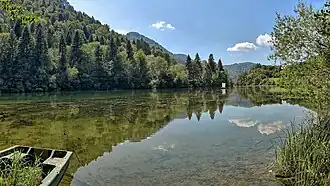 Le Doubs en amont du barrage.