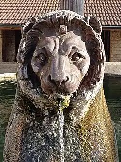 Détail de la fontaine aux lions.
