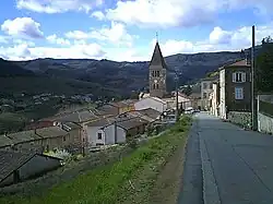 Village de Vaux-en-Beaujolais.