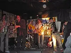 Description de cette image, également commentée ci-après