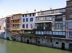 Castres appelé la « Petite Venise du Languedoc ».