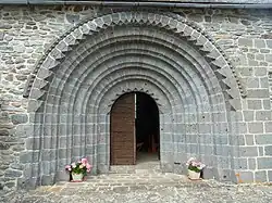 Portail de l'église.