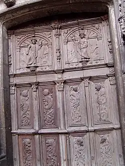 Portail de l'église.