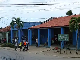 Dans la rue principale