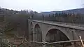 Viaduc de La Poulette, l'un des vestiges les plus remarquables sur la commune de l'ancienne ligne ferroviaire.