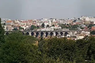 Le viaduc, depuis les hauteurs de Bry-sur-Marne, en 2014.