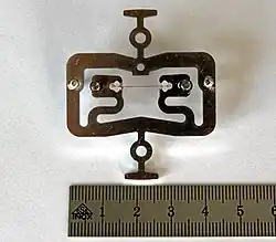 Intégration mécanique d'une corde vibrante.